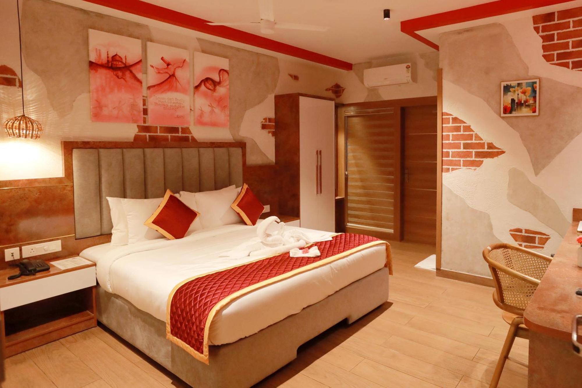 Cmk Habitat Centre Hotell Kochi Exteriör bild
