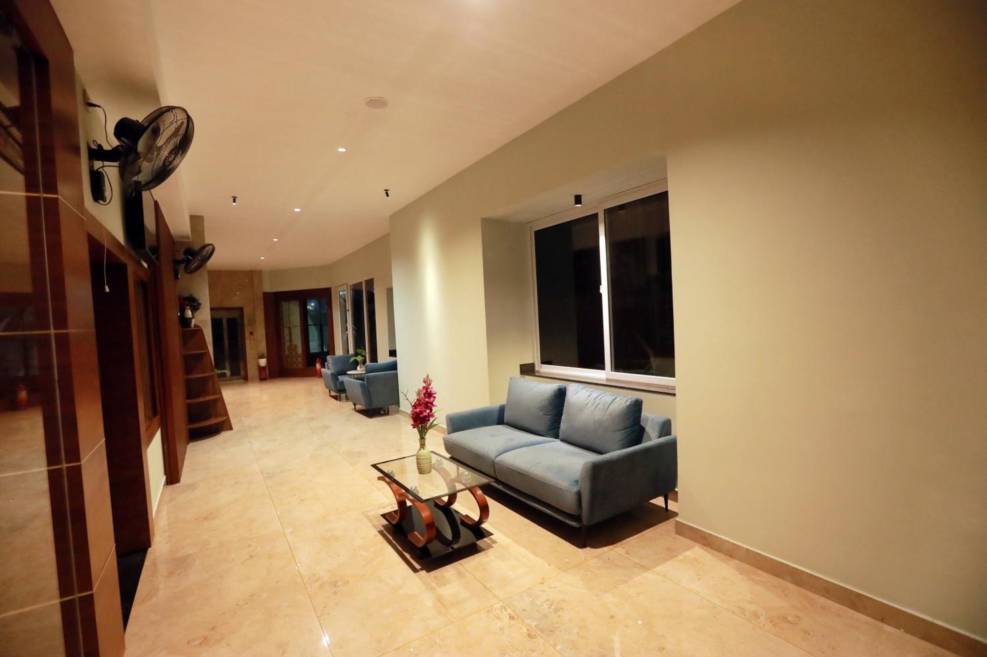 Cmk Habitat Centre Hotell Kochi Exteriör bild